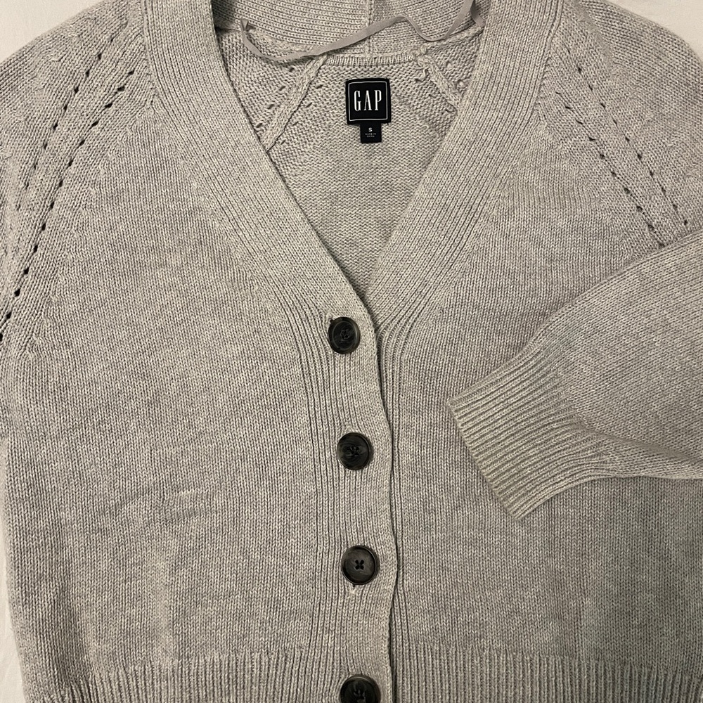 GAP Gray Knit Cardigan